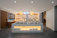 柏納飯店（賽里木湖景區店）