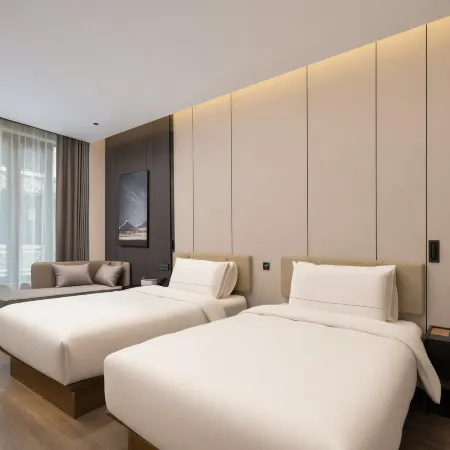 Atour Hotel (Wuxi Liangxi Huishan Ancient Town Scenic Area)