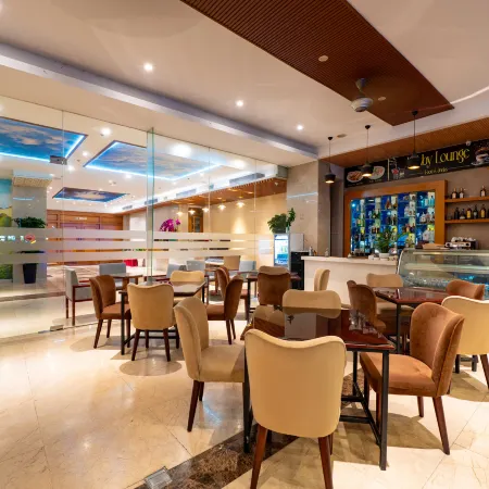 G8 Diamond Hotel Saigon Отели рядом с достопримечательностью «Парк 30/4»
