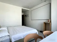 Orange Apartment (Changchun Yuanda Shopping Center)