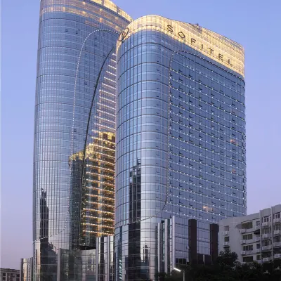 Sofitel Guangzhou Sunrich Hotel dekat Stadion Tianhe