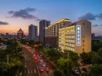 Yaji Hotel (Qilou Old Street Branch) 스지 대교(세기 대교) 주변 호텔