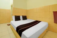 Hotel O near Mall Panakkukang formerly Aza Guesthouse Hotels in Makassar