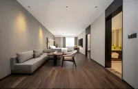 Longyan Urba S Hotel (Lianhuashan Park Wanbao Plaza) - Boutique