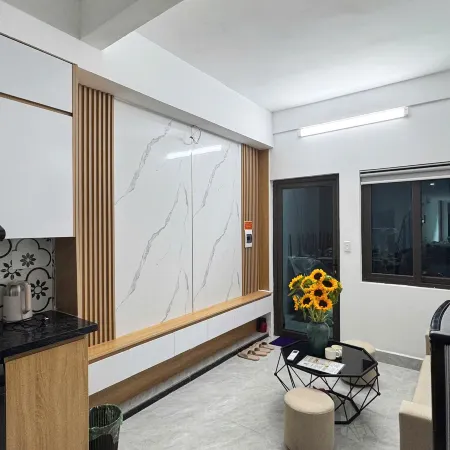 Aira Kim Ma Apartment Отели рядом с достопримечательностью «Донгда»
