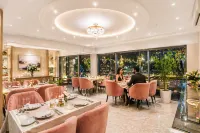 Hotel Wilkisto by Amar Singh Palace - 朝食