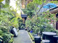 Pancer House Hotels near Rudana Museum