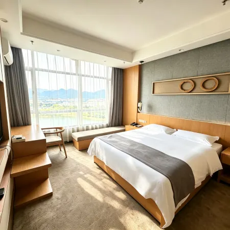 Donghu Yingxiang Hotel