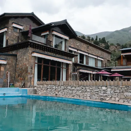 Xiahe Daerzongbu Cuckoo Manor