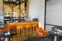 Kunming Xishan Marriott Fairfield Hotel - bar