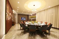 Jingbo Lake Four Seasons Lakeside Hotel - Breakfast