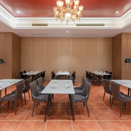 Miaozu Buyi Hotel