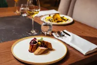 Tailormade酒店MEDIAN尼什 - 早餐