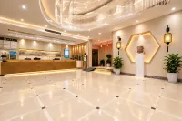 Taihe Kaida Business Hotel (Taihe People's Hospital) - parking