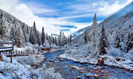 Yang Yuhade China's most beautiful Tibetan village