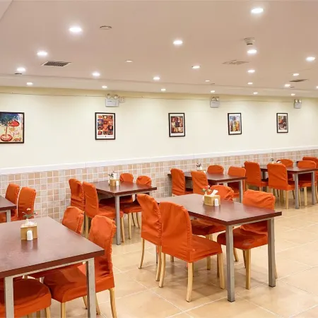 Homeinn Hotel (Qian'an Mingfeng Street)