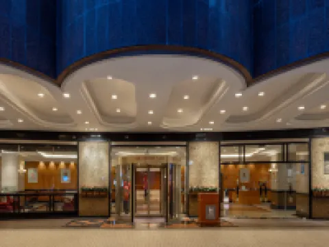 Crowne Plaza HOTEL&SUITES LANDMARK SHENZHEN by IHG Hotels near Dongmen Pedestrian Street
