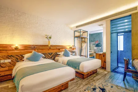 Mosu | Mount Huangshan Street, Designer Zhenpin B&B (Tunxi Old Street Store) Отели рядом с достопримечательностью «Cheng's Miyake»