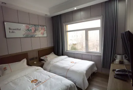 RONG QING HOTEL Отели в г. Цзиньчжа