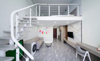 Shengzewen Light Luxury Loft Apartment