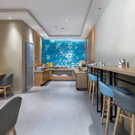 Homeinn · neo (Lvliang City Lishi Binhe South East Road Qianjin South Street)