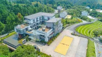 Manju · A little field Отели рядом с достопримечательностью «Экологический сад в водно-болотных угодьях озера Лишань»
