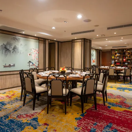 Gumaya Tower Hotel
