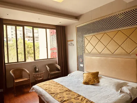 Shouning Huadu Business Hotel