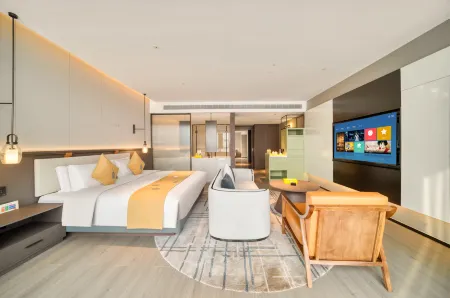 Jiang Shan Yixili Hotel