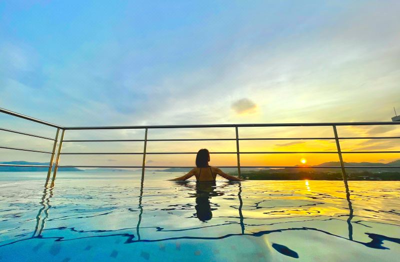 Langkawi Seaview Cube w/ Rooftop Pool photo 3