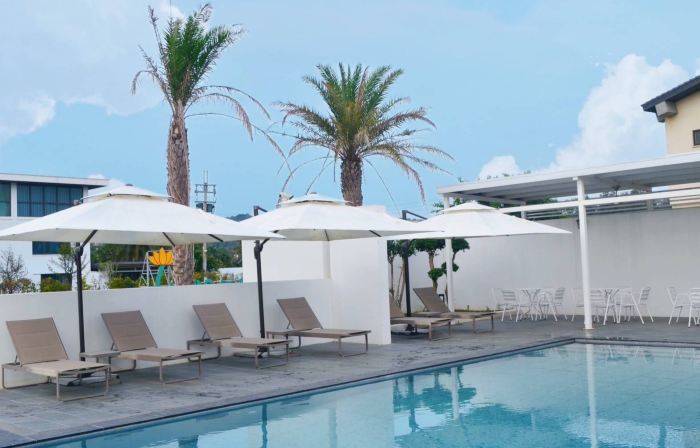 The Louts Villa