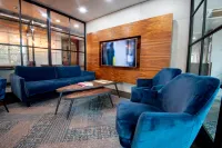 Roomzzz London Stratford