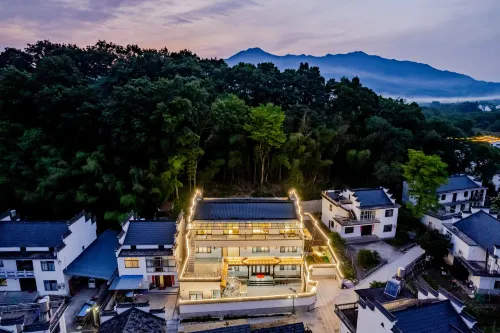 閒潭拾光民宿（桃花潭景區店）
