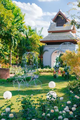 ANYIN Lanna Villa Resort Hotels near Nimmanahaeminda Road