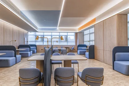 Hanting Hotel Kunming North Bus Station Metro Station Отели рядом с достопримечательностью «Junfacheng Wen Yi Duo Park»