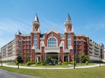 Yancheng Tianmu Hot Spring Resort Hotel