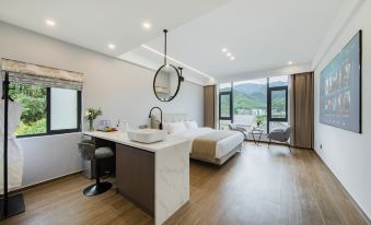 Qiuxi·aki Starry Sky Hot Spring Homestay (Anji Yunshang Grassland Branch)