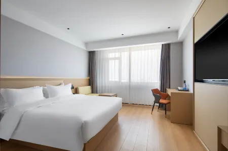 Qingmu Select Hotel (Nanjing Liuhe Hujiang Trade City) Отели рядом с достопримечательностью «Wanshougong»