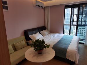 Pineapple Hotel (Changsha CITIC Xiangya Hospital and Xinyuan Metro Station)