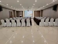 Yimesi Hotel (Dayi Food Street Store) - Business