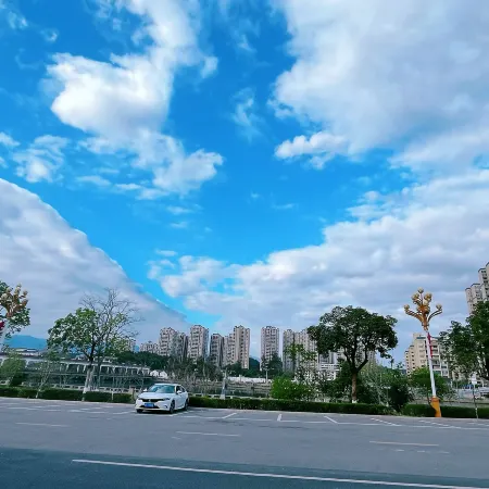 Shixing Hotel