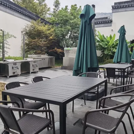 Floral Lux Hotel·Qingdao Zangma Courtyard Hotel