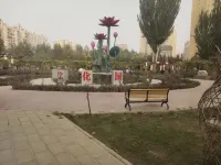 Hotan Zhige Hotel (Hotan Night Market) Hotel dekat Hetian Railway Station