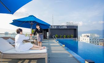 Grand Ocean Luxury Boutique Hotel