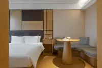 YUN JI Hotel (Baoji Railway Station) - balcony