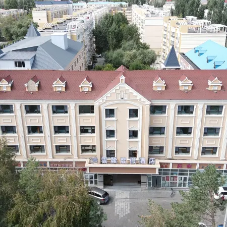 Borjin Cloud Slope Resort