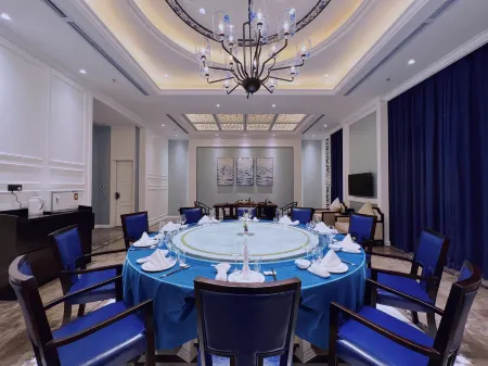 Rizhao Meiyue Jubilee Hotel Отели рядом с достопримечательностью «Liujiawan Beachcombing Park· Rizhao»