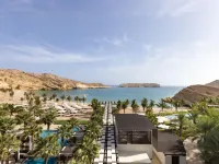 Jumeirah Muscat Bay Hotels near Al-Bustan Beach