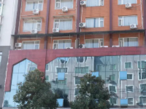 Huaying Qianli Express Hotel Hotels in Huaying