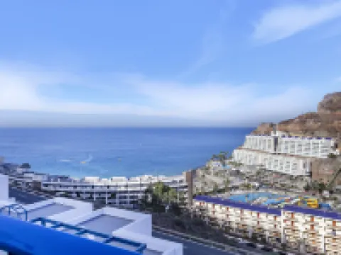 Club Cala Blanca Hotels in Comarca Sur